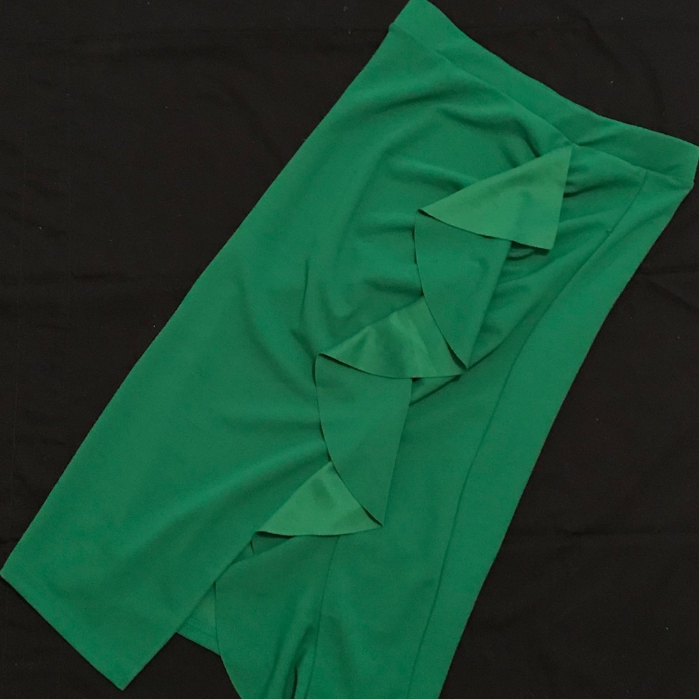 Ruffle skirt